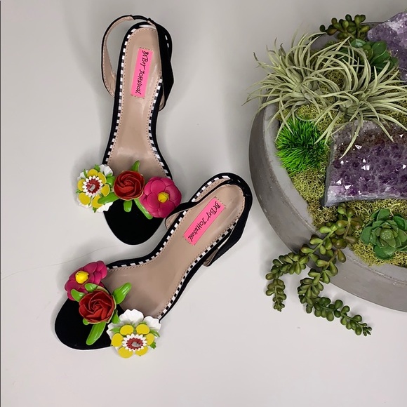 Betsey Johnson Shoes - Betsey Johnson Brena Flower Sling Back Heel
